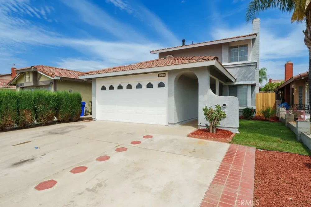 646 W Home Rialto, CA 92376