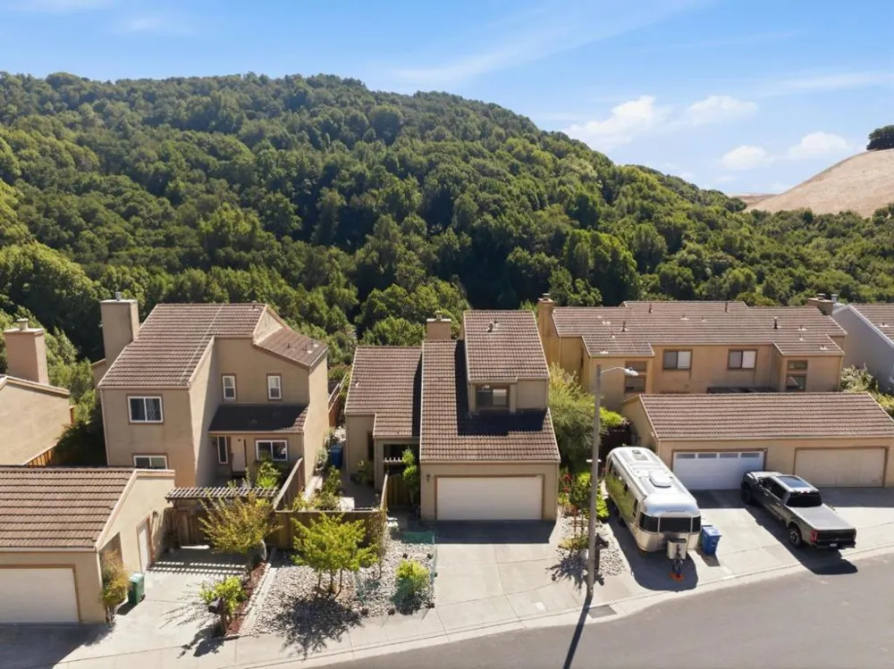 28169 Riggs Court Hayward, CA 94542