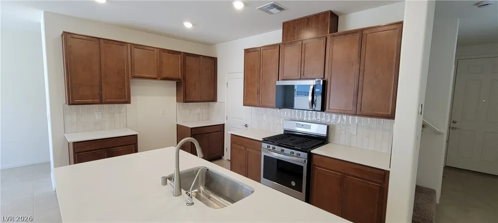 7375 Davenbury Street Las Vegas, NV 89113