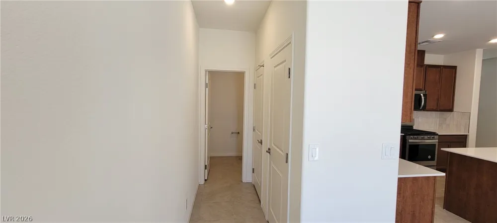 7375 Davenbury Street Las Vegas, NV 89113