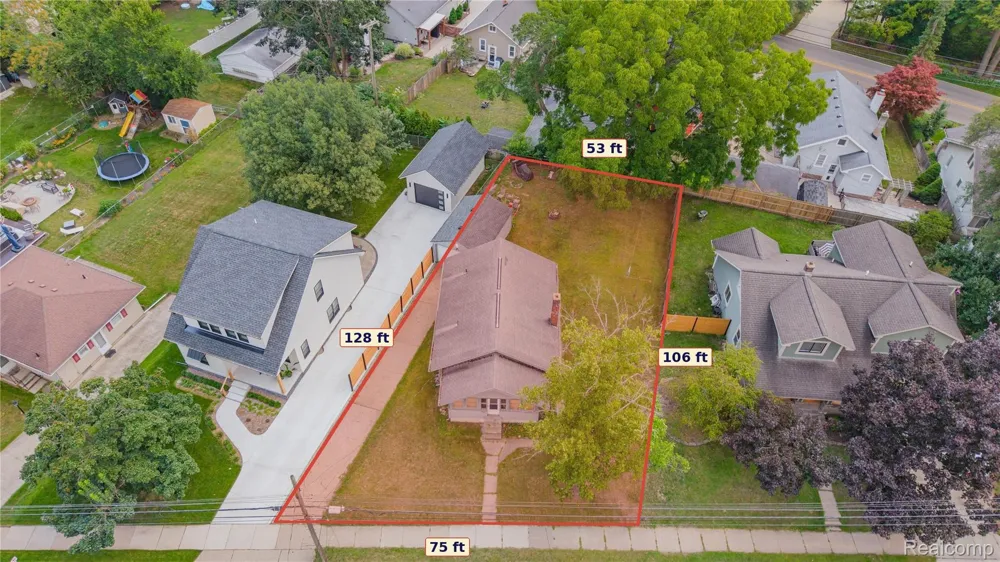 328 Romeo Road Rochester City, MI 48307
