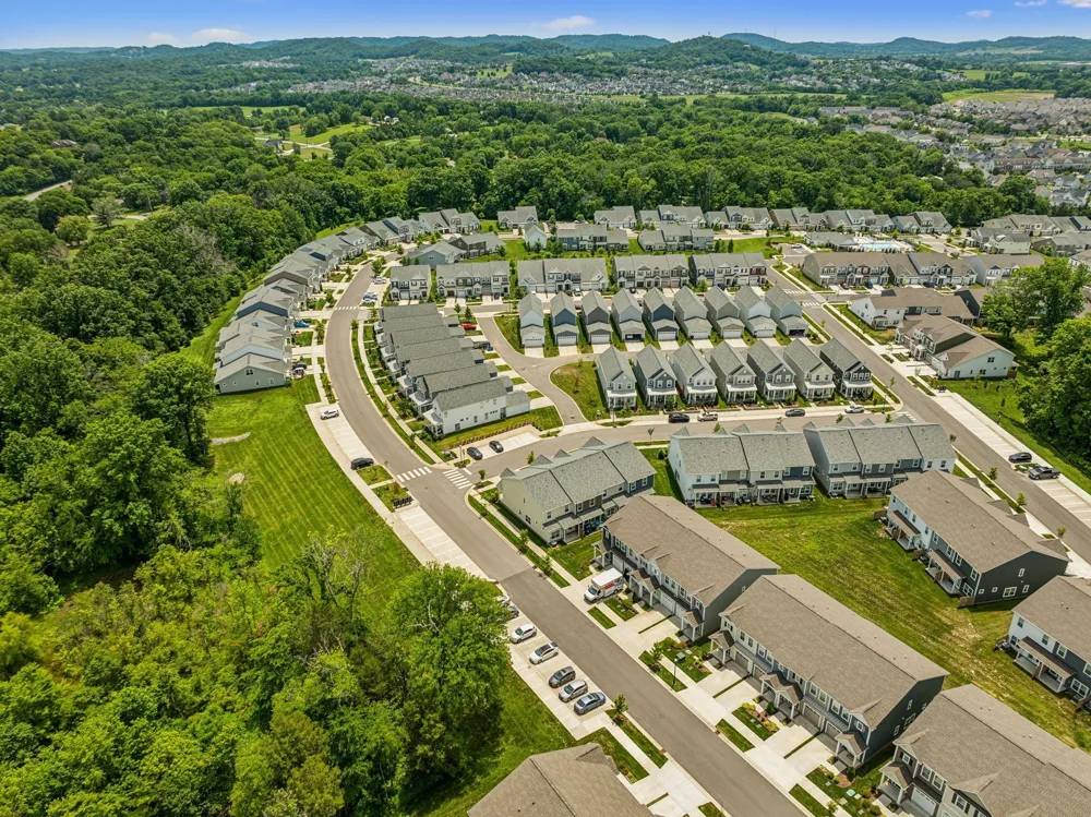 1062 Sweetleaf Dr Franklin, TN 37064