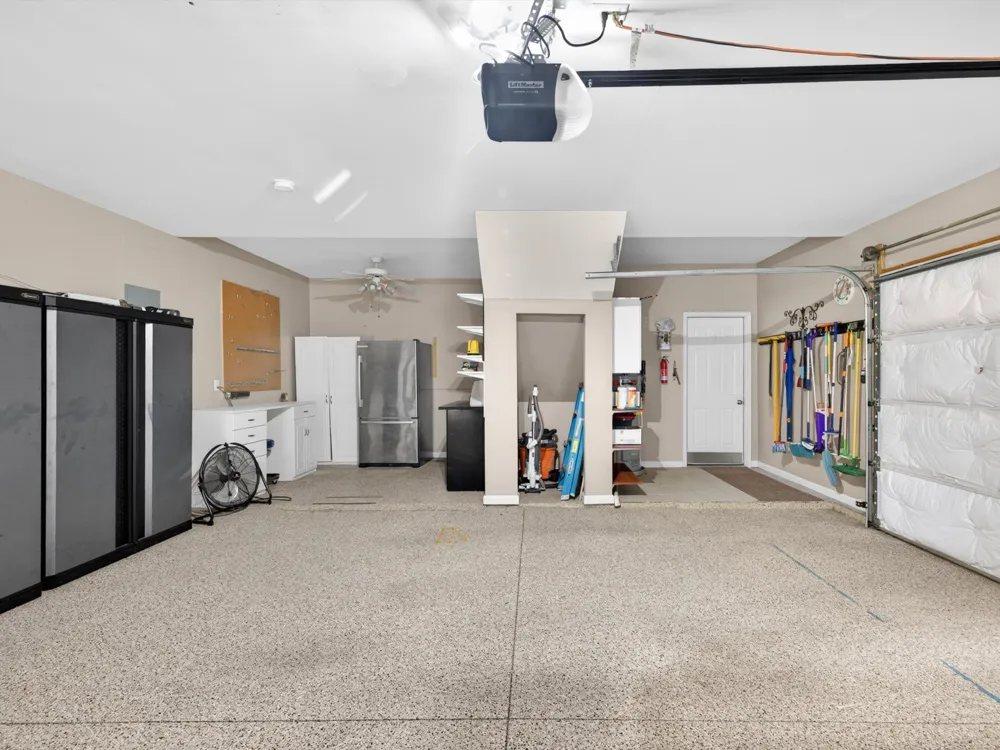 1077 Nealcrest Cir Spring Hill, TN 37174