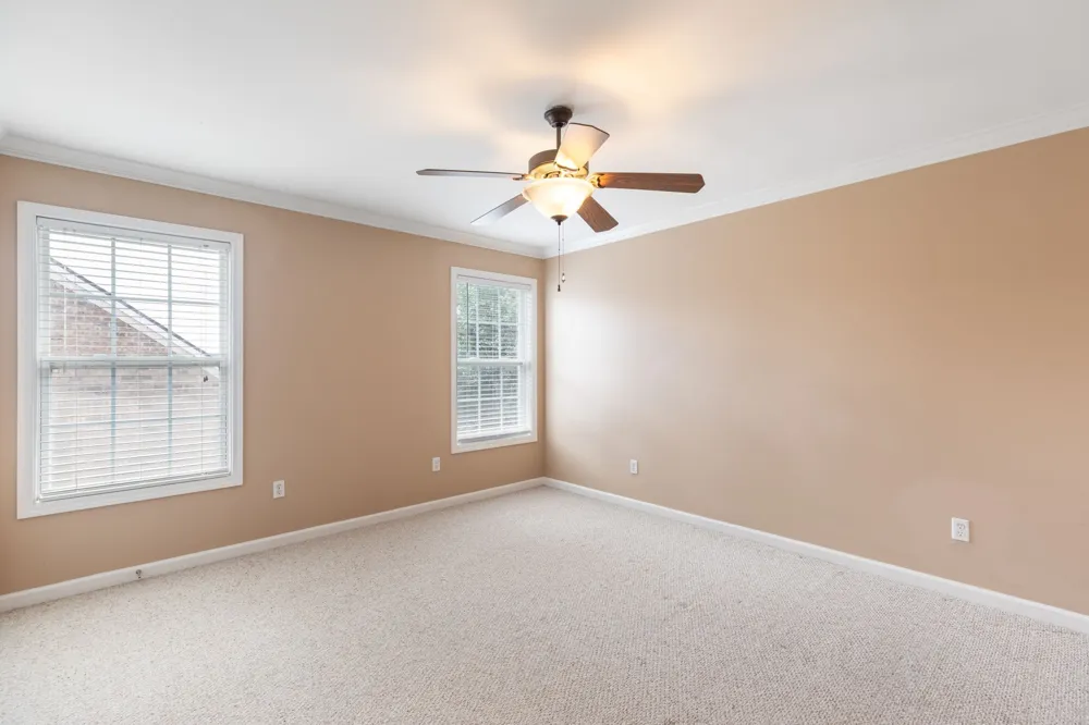 1077 Nealcrest Cir Spring Hill, TN 37174