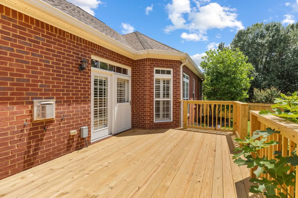 1077 Nealcrest Cir Spring Hill, TN 37174