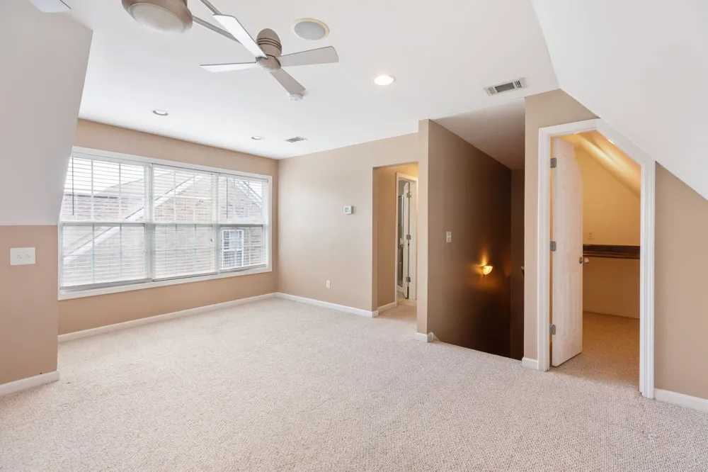 1077 Nealcrest Cir Spring Hill, TN 37174