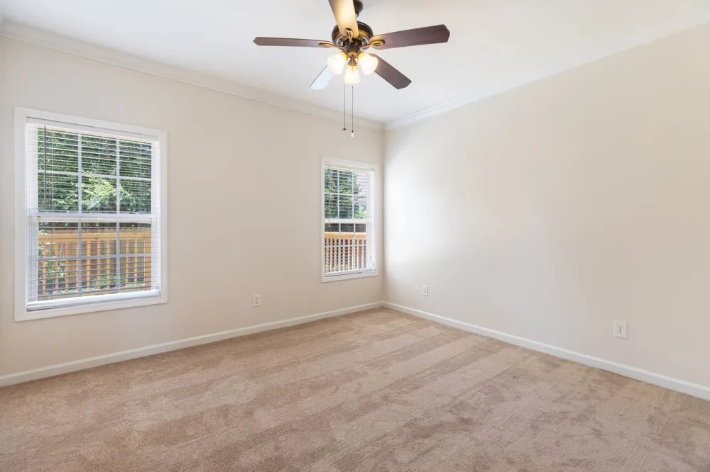 1077 Nealcrest Cir Spring Hill, TN 37174