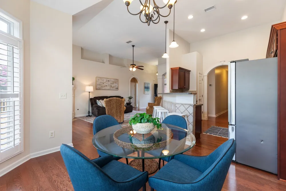 1077 Nealcrest Cir Spring Hill, TN 37174