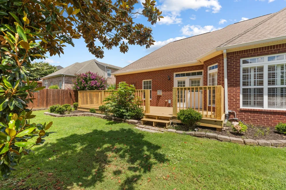 1077 Nealcrest Cir Spring Hill, TN 37174