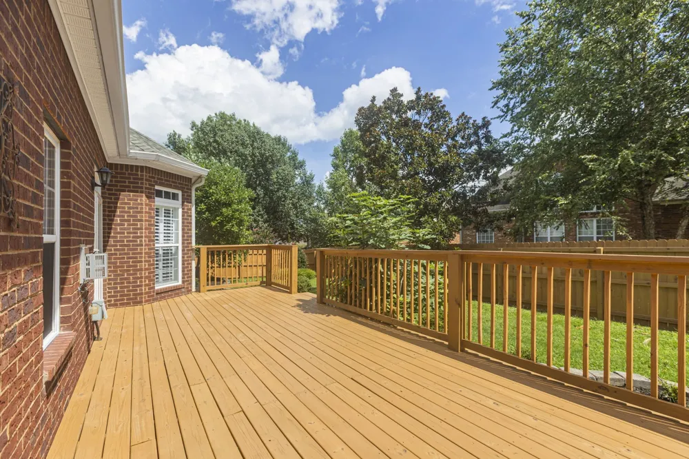 1077 Nealcrest Cir Spring Hill, TN 37174