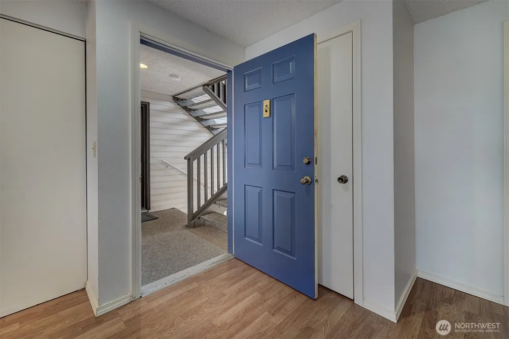 20198 Viking Crest Loop NE #8-201 Poulsbo, WA 98370