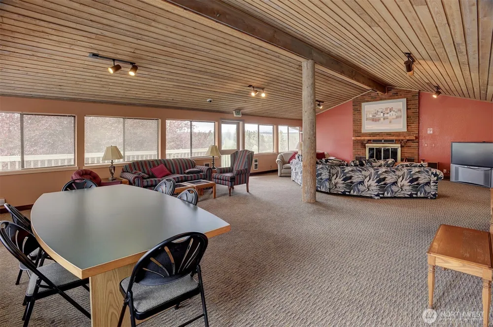 20198 Viking Crest Loop NE #8-201 Poulsbo, WA 98370