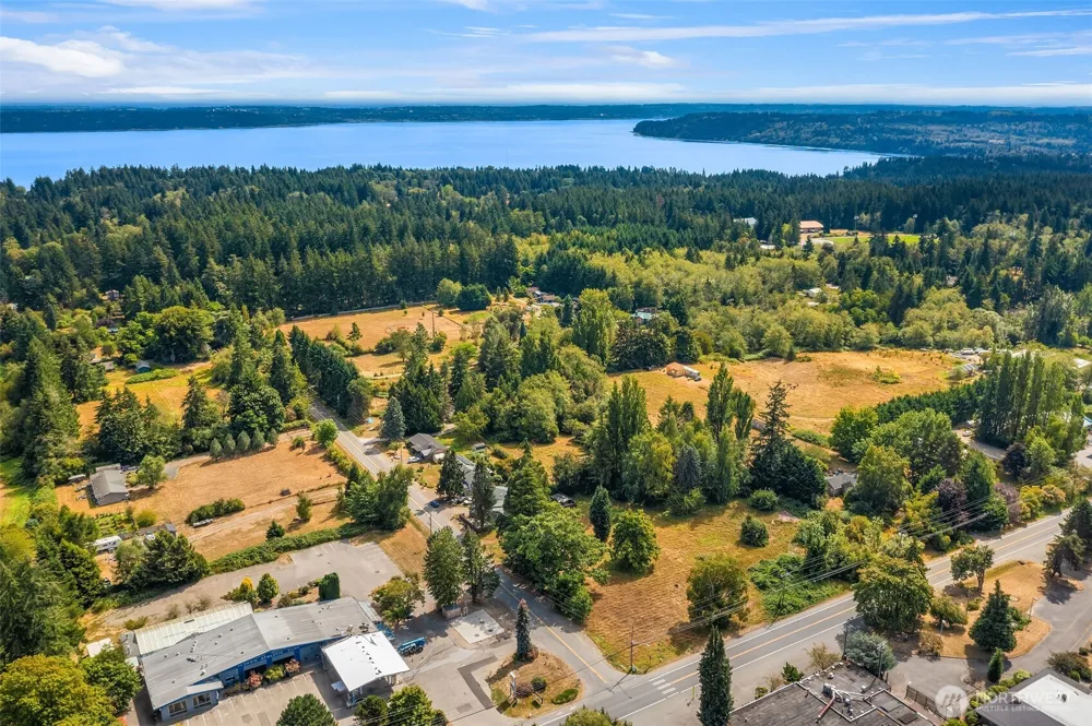 19200 Vashon Highway SW Vashon, WA 98070