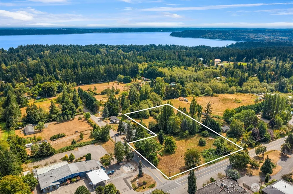 19200 Vashon Highway SW Vashon, WA 98070