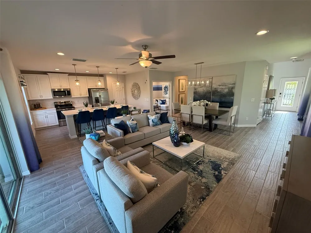 309 PRESERVE POINTE BOULEVARD Davenport, FL 33837
