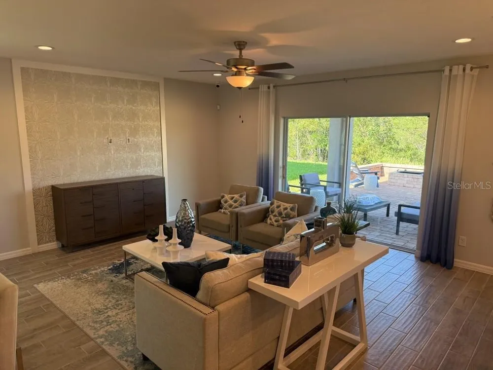 309 PRESERVE POINTE BOULEVARD Davenport, FL 33837