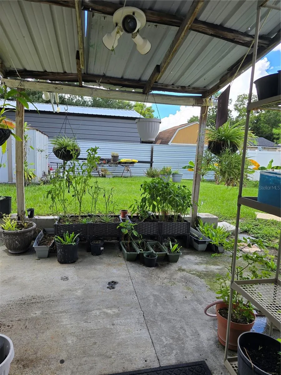 14926 LAURIE LANE Tampa, FL 33613