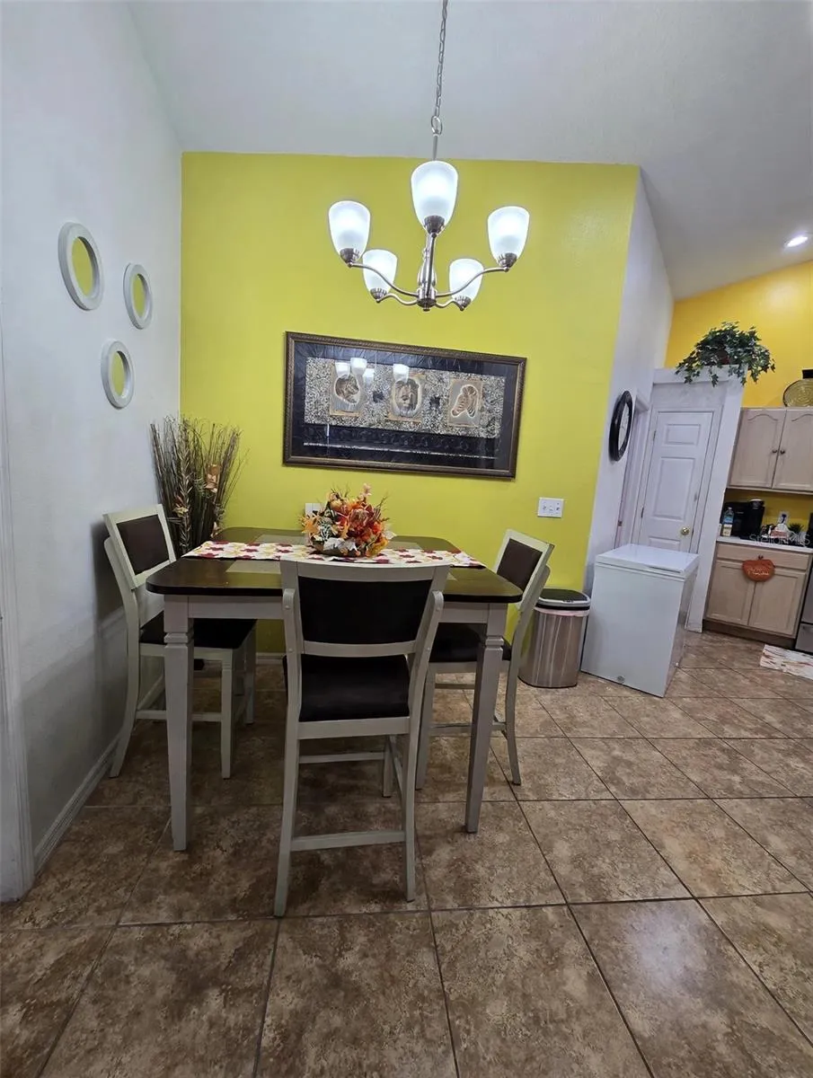 14926 LAURIE LANE Tampa, FL 33613