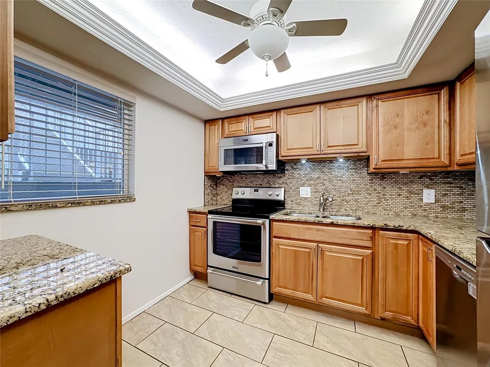 1520 GLEN OAKS DRIVE E #248 Sarasota, FL 34232
