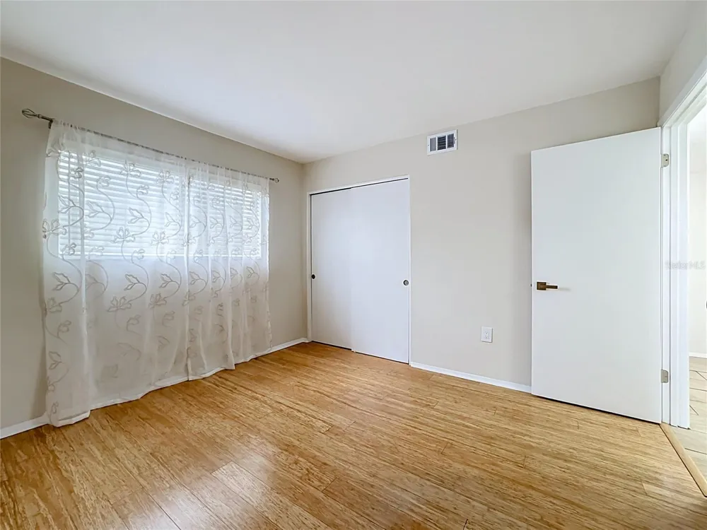 1520 GLEN OAKS DRIVE E #248 Sarasota, FL 34232