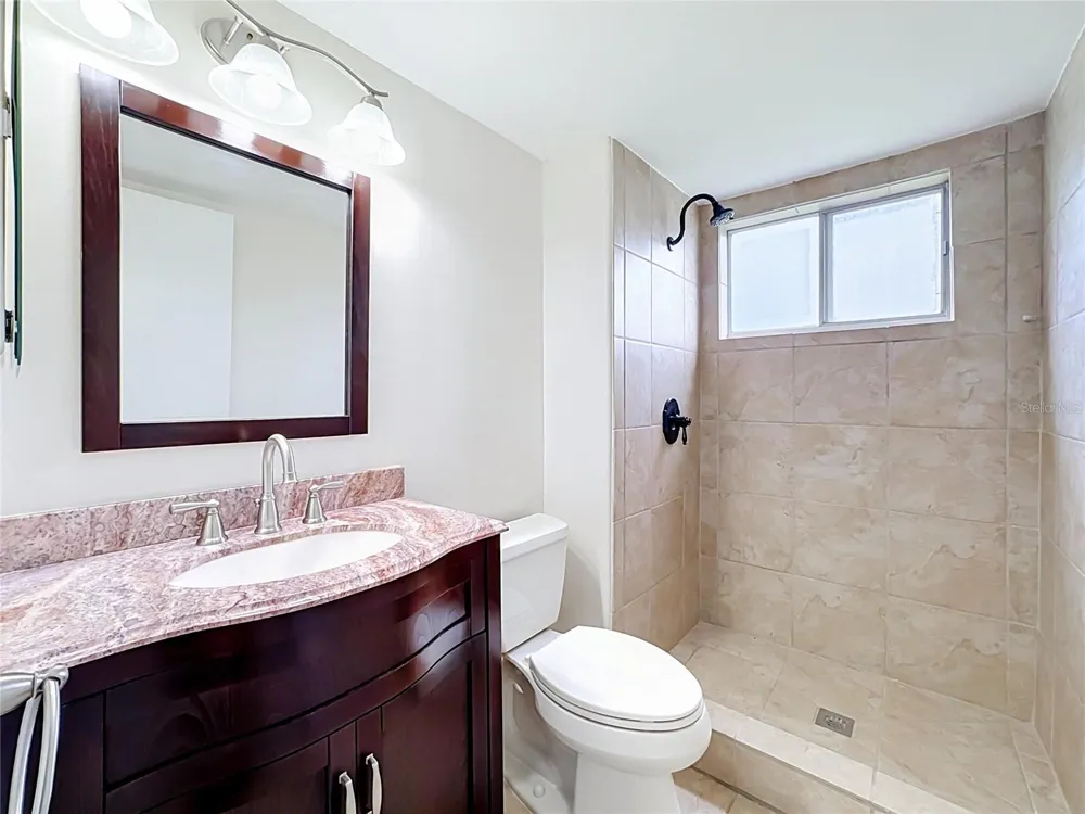 1520 GLEN OAKS DRIVE E #248 Sarasota, FL 34232