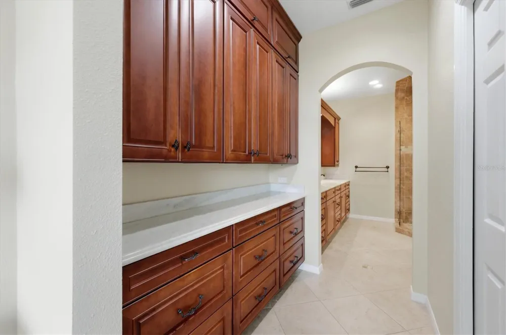 7765 CALLE FACIL Sarasota, FL 34238