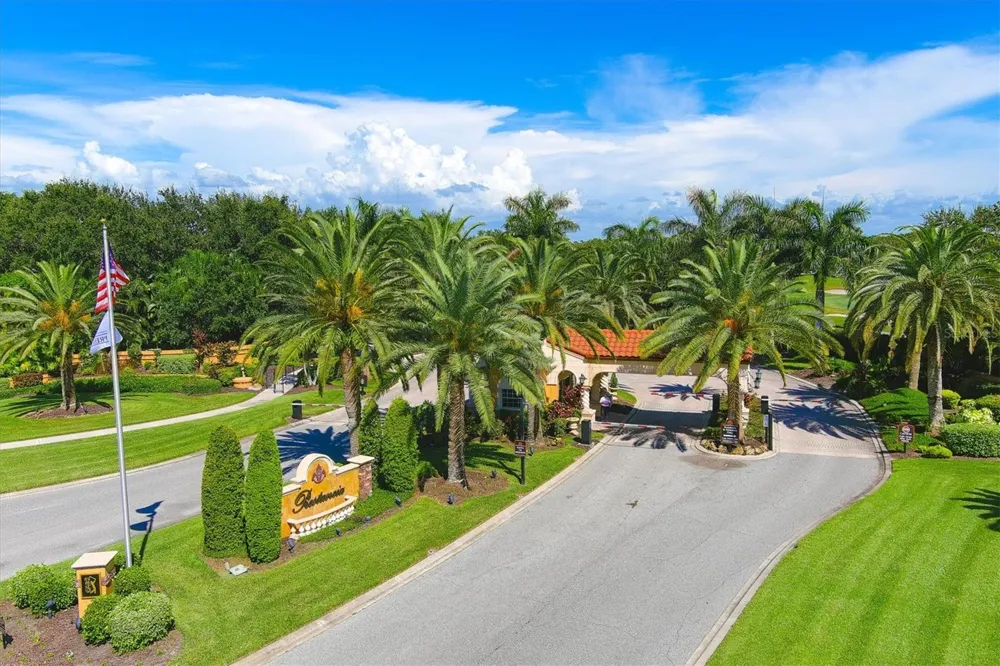 7765 CALLE FACIL Sarasota, FL 34238