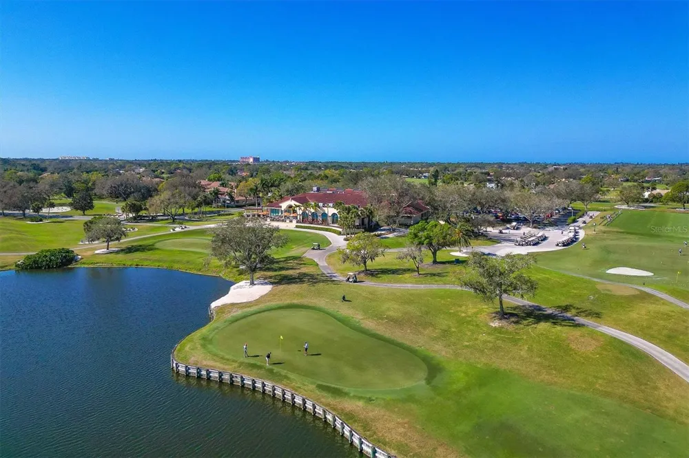 7765 CALLE FACIL Sarasota, FL 34238