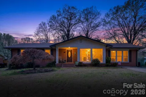 1217 Ebinport Road