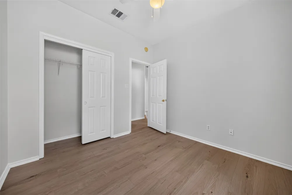 11500 Lapoynor Street Manor, TX 78653