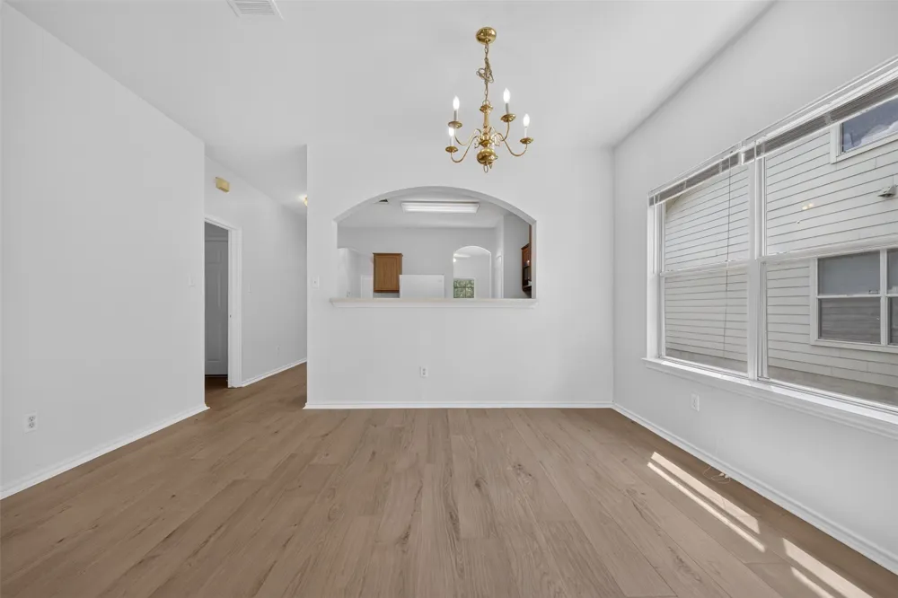 11500 Lapoynor Street Manor, TX 78653