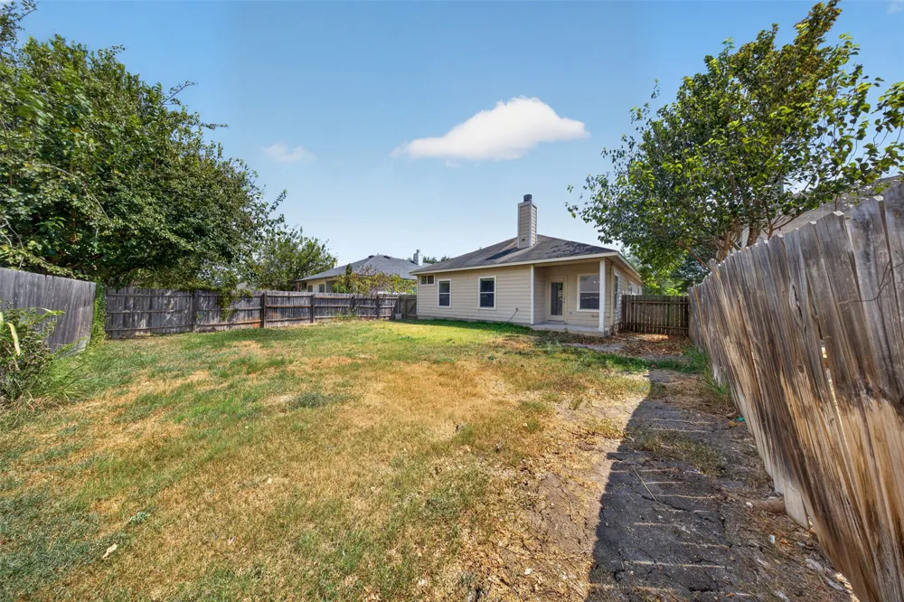 11500 Lapoynor Street Manor, TX 78653