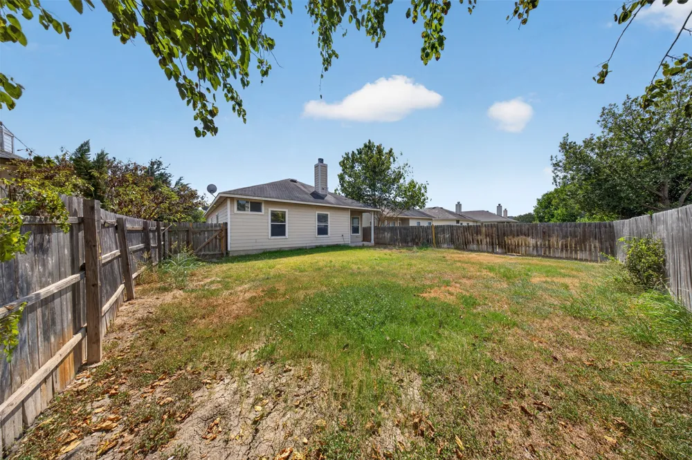 11500 Lapoynor Street Manor, TX 78653