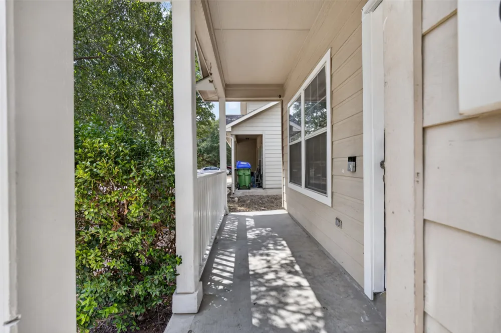 11500 Lapoynor Street Manor, TX 78653