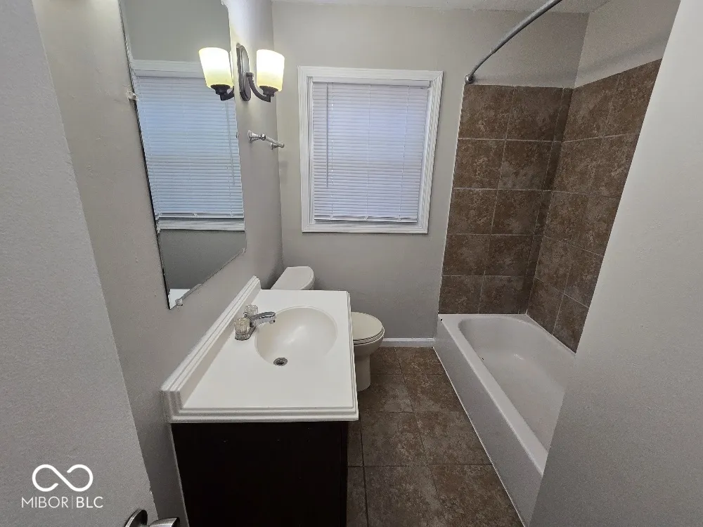 4646 Farrington Avenue Indianapolis, IN 46201