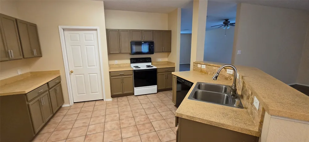 2820 Deer Ridge Drive Rockwall, TX 75032