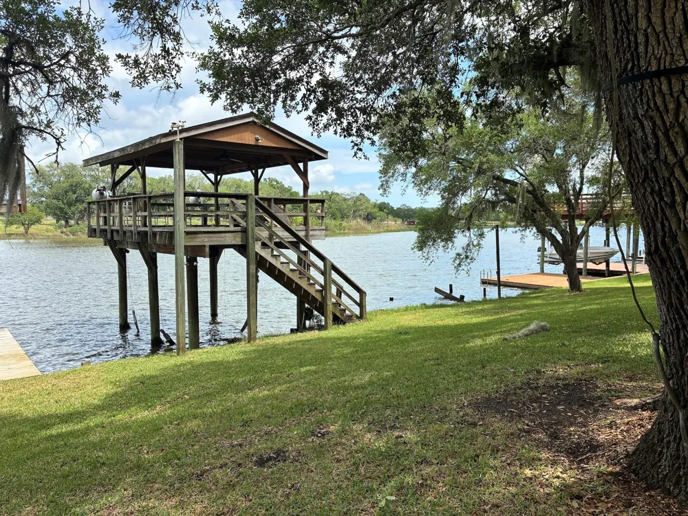 6680 County Road 659 Brazoria, TX 77422