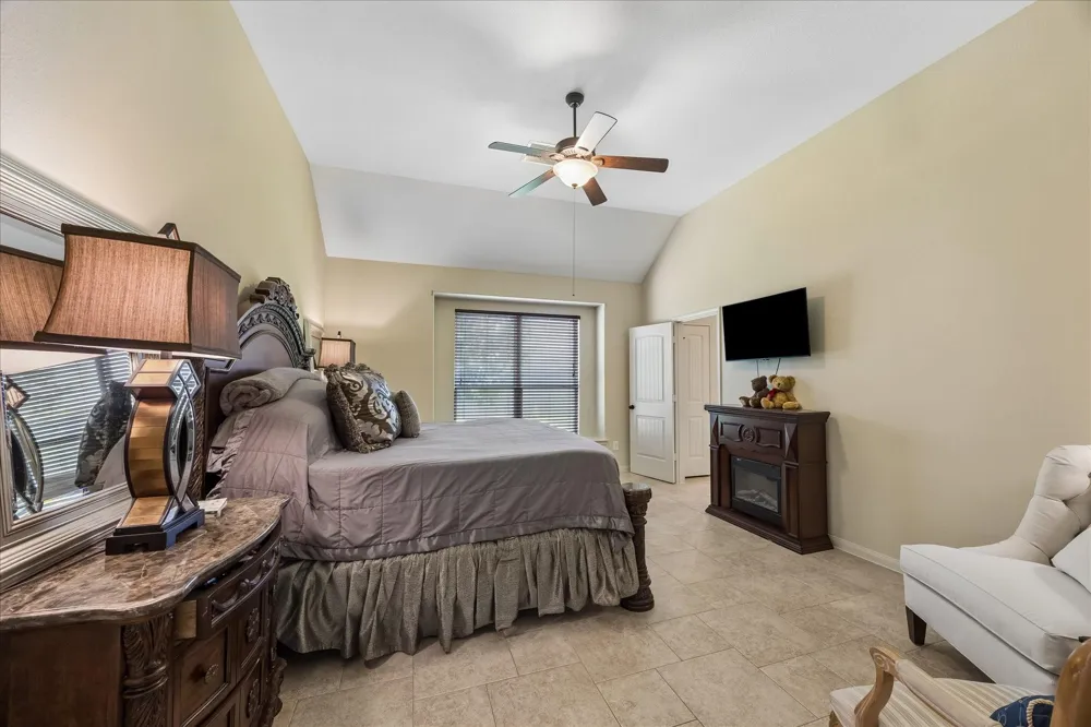 16022 Sydneyann Drive Hockley, TX 77447