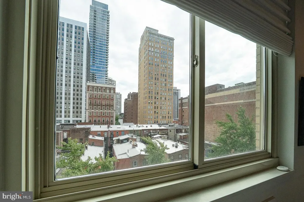 1919 CHESTNUT STREET #714 Philadelphia, PA 19103