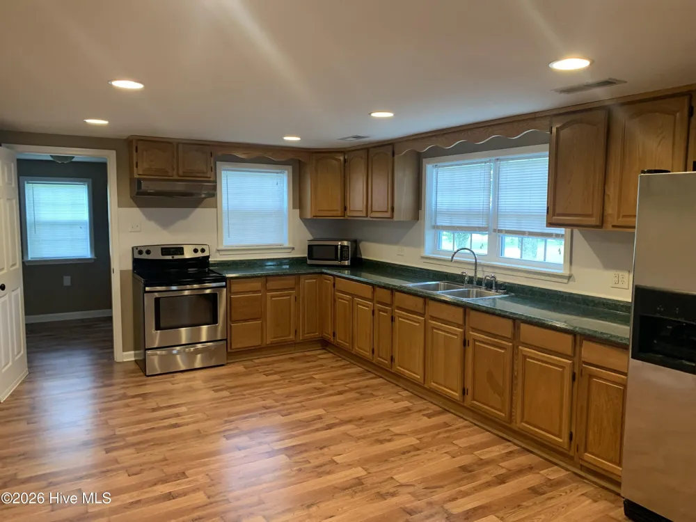 528 Haws Run Road Jacksonville, NC 28540