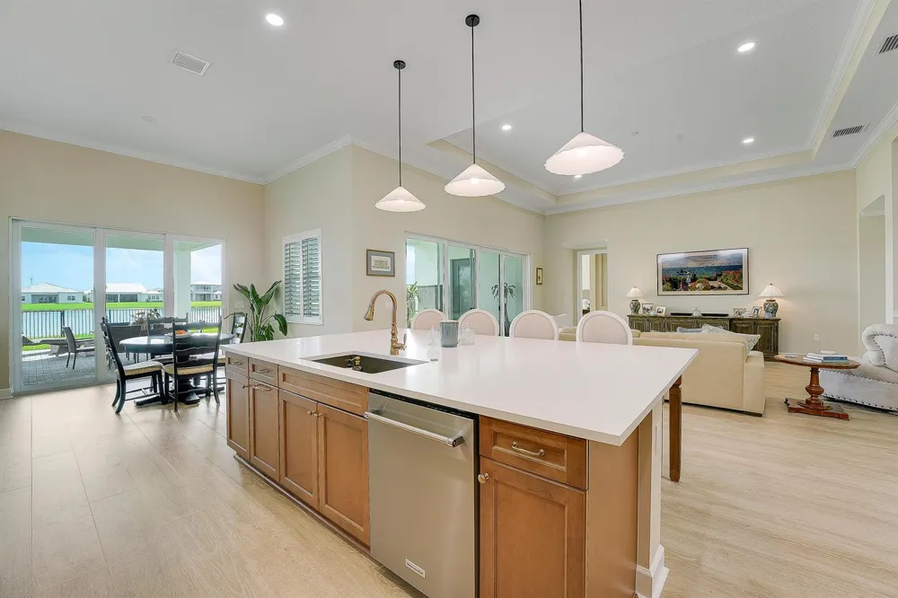 15187 WILDWOOD CIRCLE 
