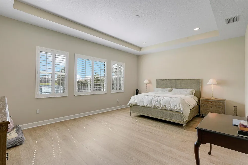 15187 WILDWOOD CIRCLE 