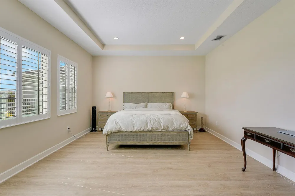 15187 WILDWOOD CIRCLE 