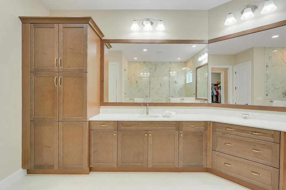 15187 WILDWOOD CIRCLE 