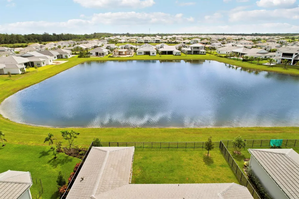 15187 WILDWOOD CIRCLE 