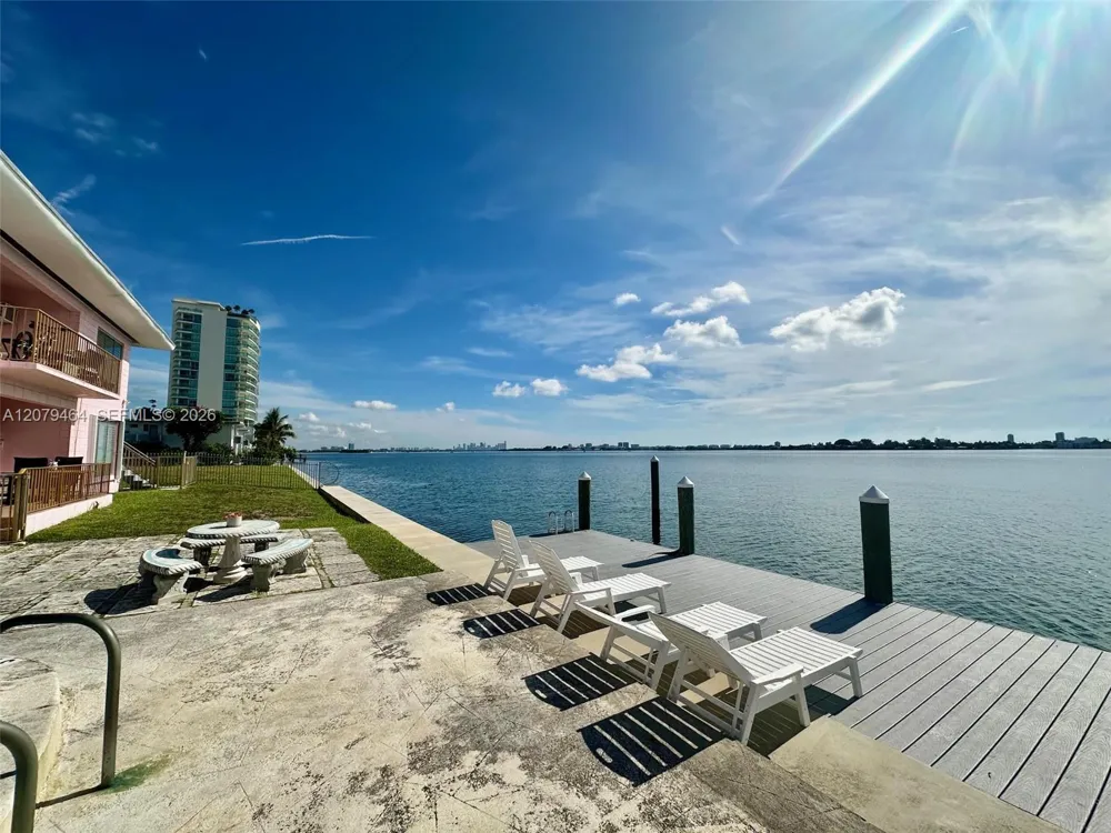 7921 East Dr #12 North Bay Village, FL 33141