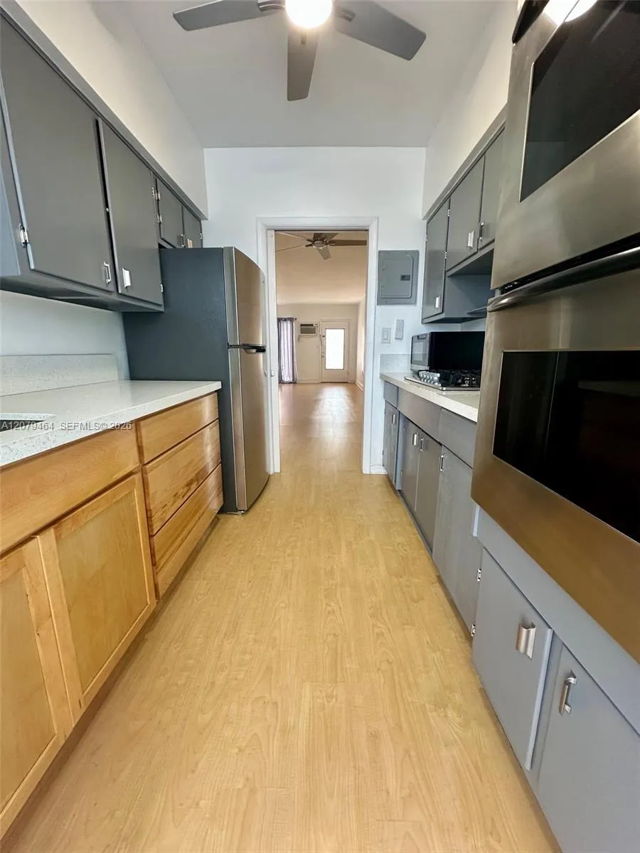 7921 East Dr #12 North Bay Village, FL 33141