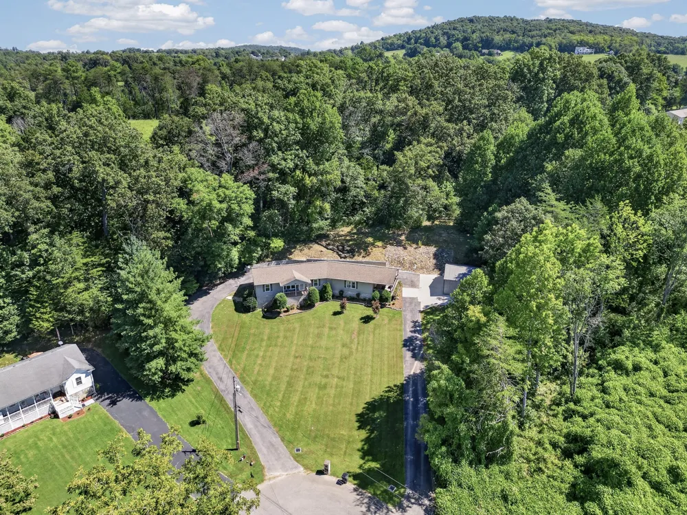 2600 Pine Valley Rd Cookeville, TN 38506
