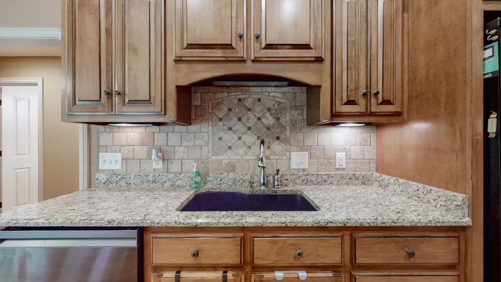 1007 Briarwood Dr Cottontown, TN 37048