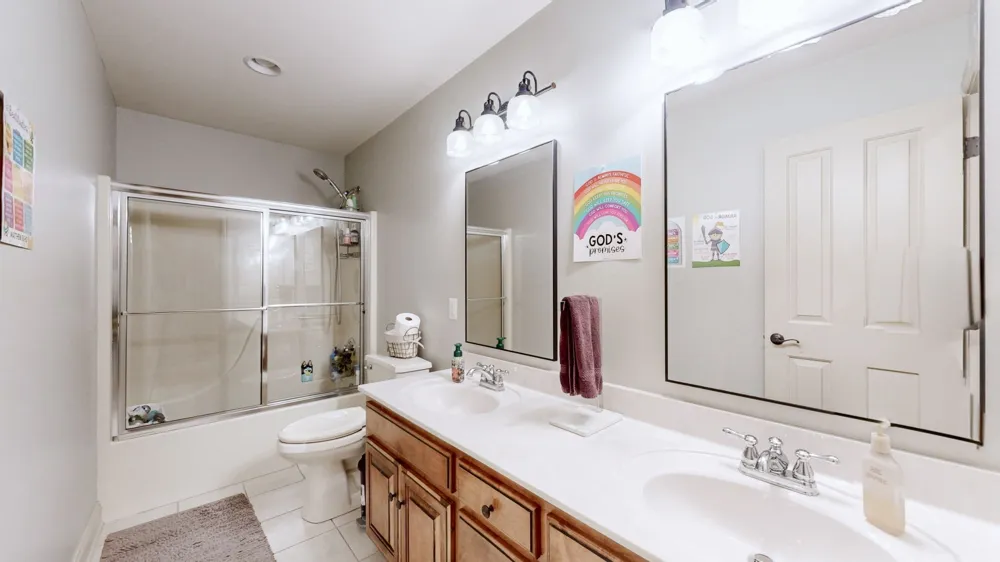 1007 Briarwood Dr Cottontown, TN 37048